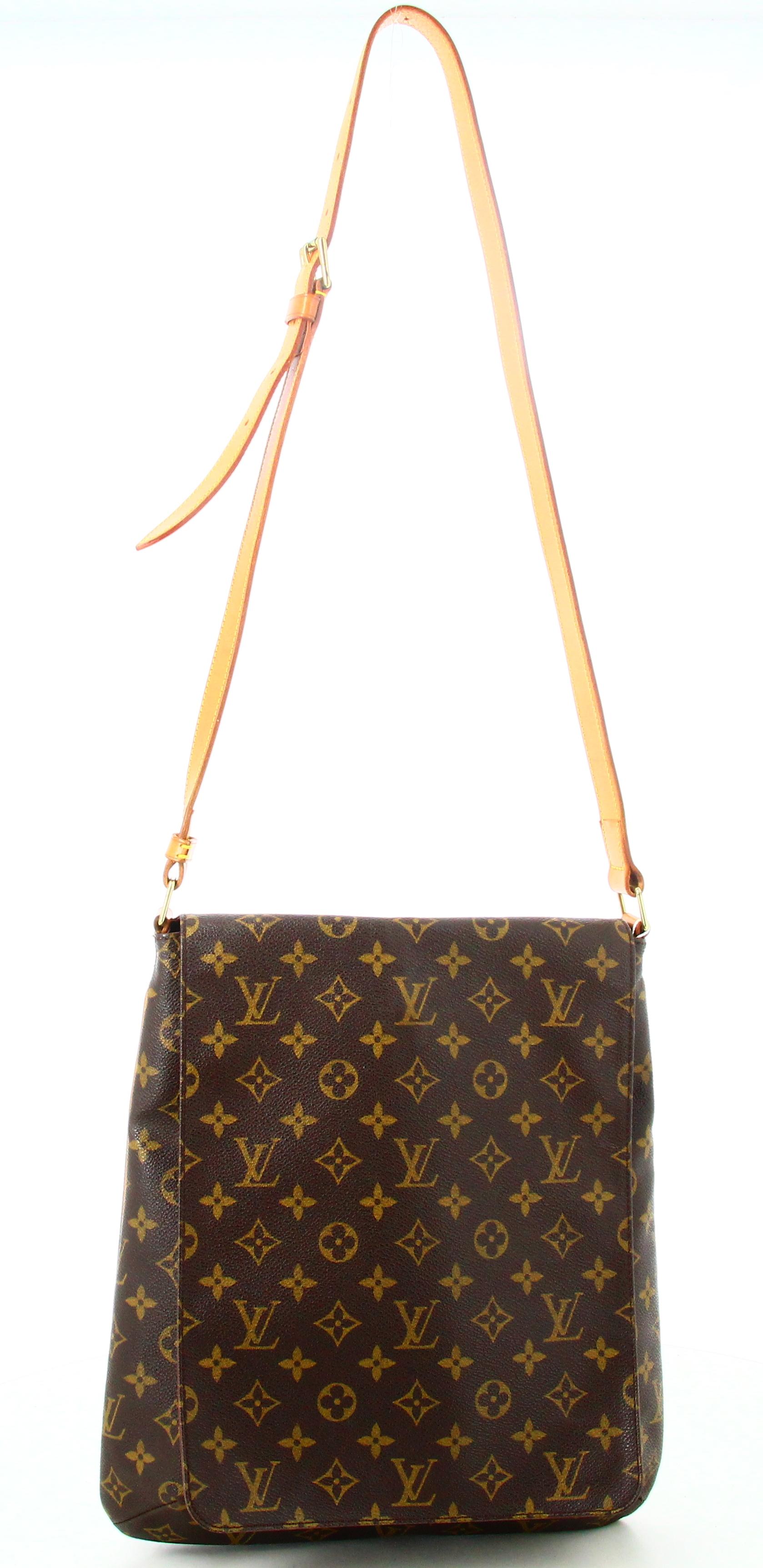 1998 Louis Vuitton Monogram Musette Shoulder Bag Salsa GM

- Very good condition. Shows only very slight traces of wear over time. 
- Louis vuitton Musette Bag 
- Monogram canvas 
- Brown leather shoulder strap 
- Inside : pocket 