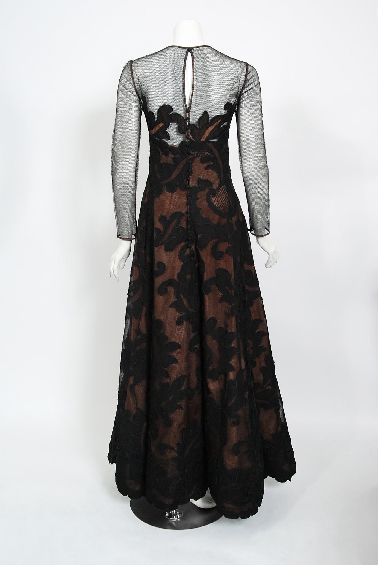 Vintage 1998 Pierre Balmain Haute Couture Sheer Illusion Appliqué Net Lace Gown For Sale 1