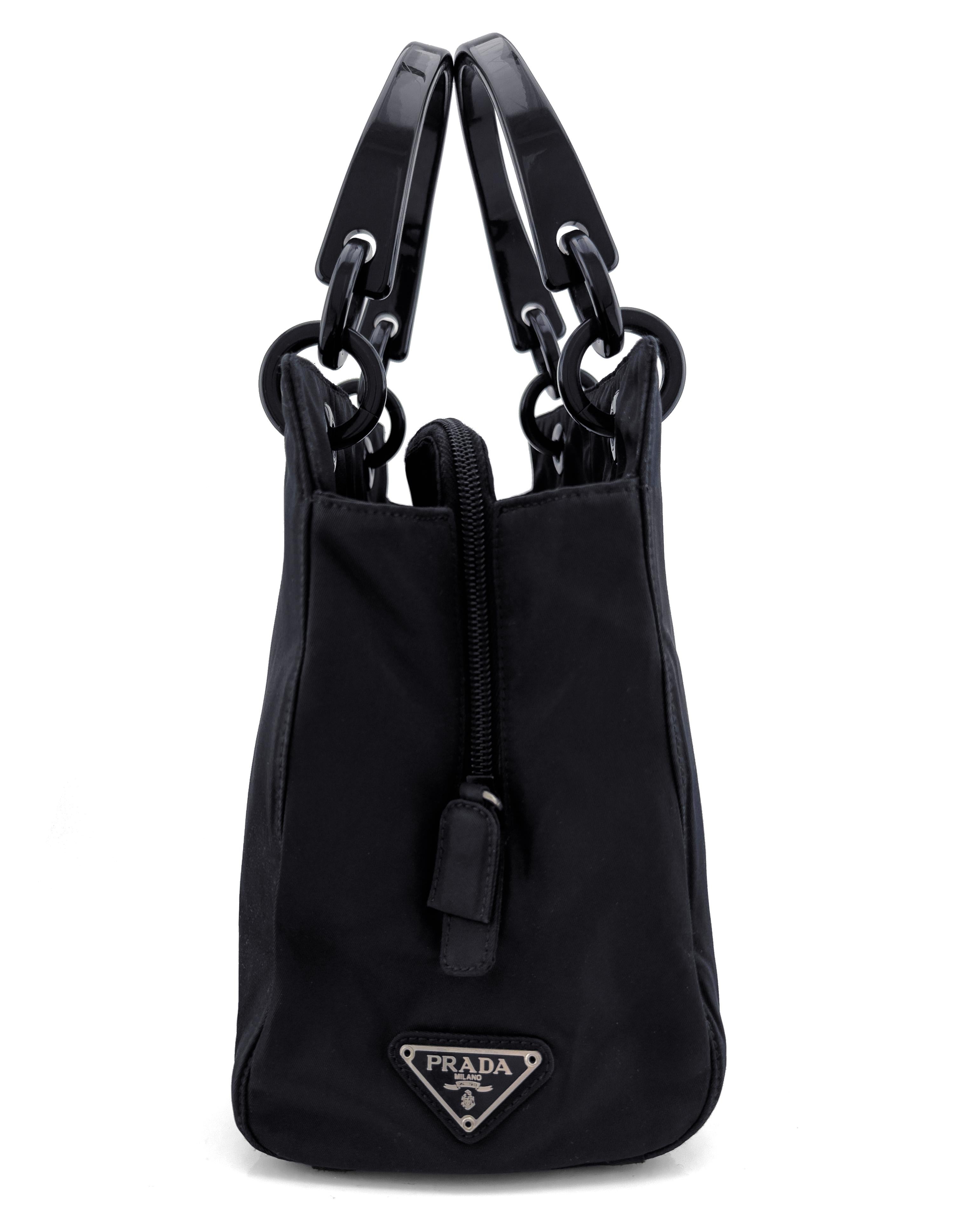 1998 Prada Schwarz Tessuto Kunststoff Links Top Handle Bag mit Griff oben im Zustand „Gut“ im Angebot in Toronto, Ontario
