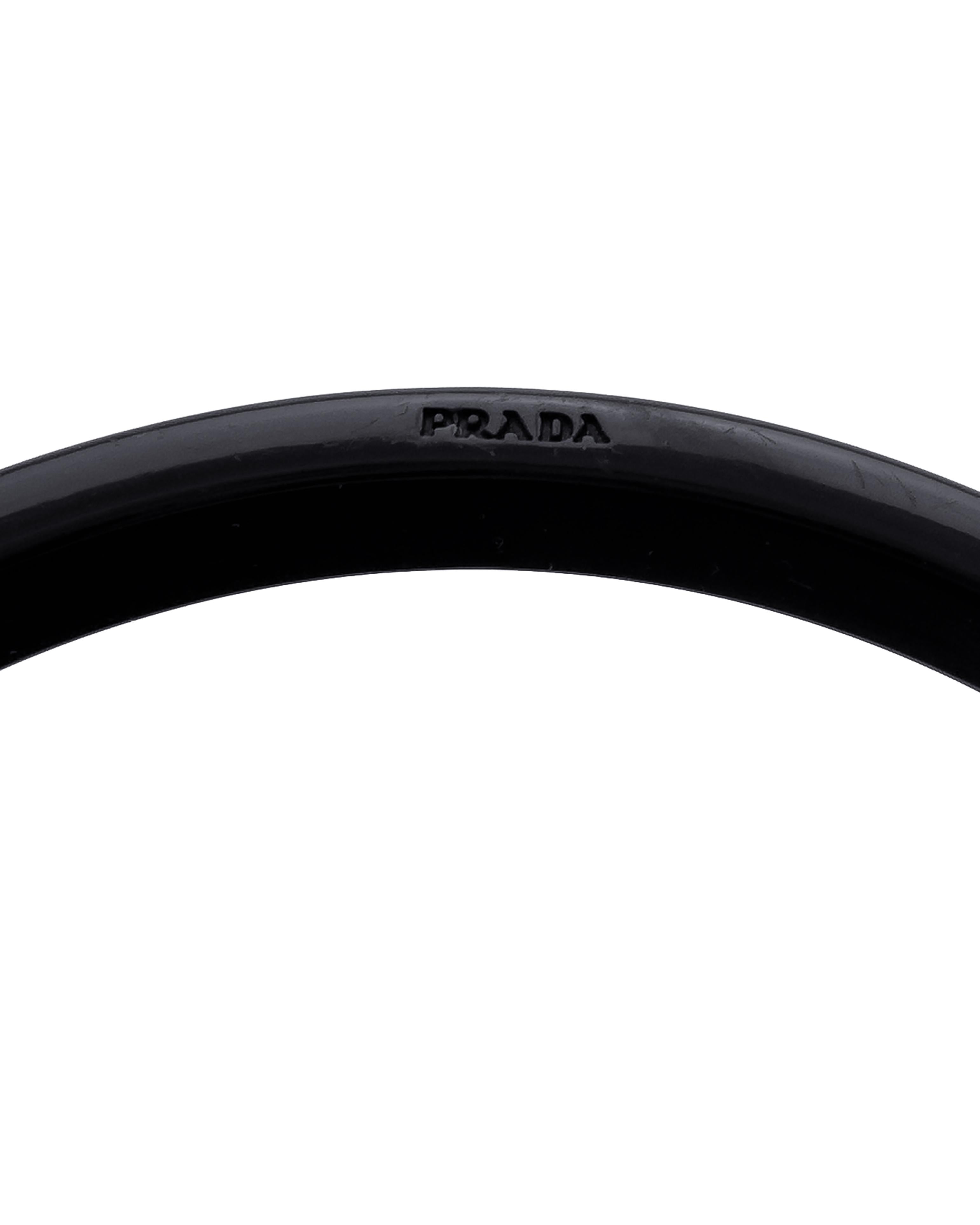 1998 Prada Schwarz Tessuto Kunststoff Links Top Handle Bag mit Griff oben im Angebot 2