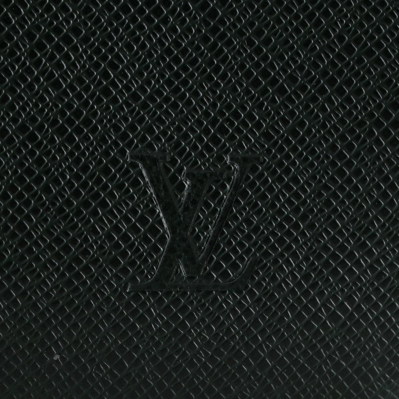 1998 Étonnamment nouveau ! Louis Vuitton Kendall GM Travel Bag en cuir Épicéa Taïga Excellent état - En vente à Leesburg, VA