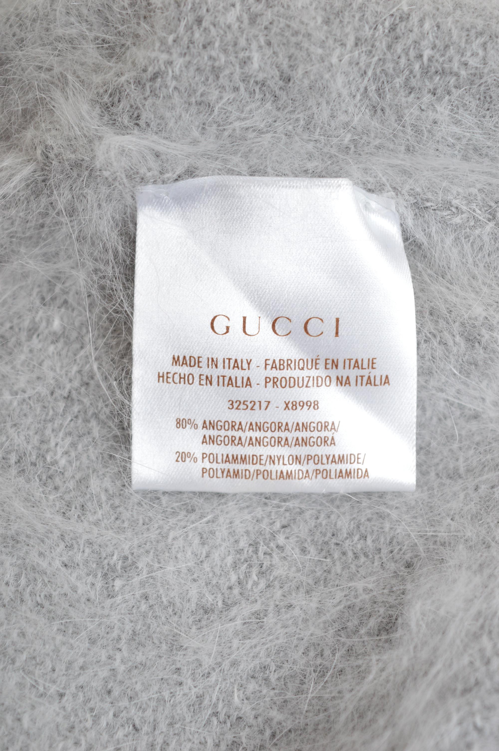 1998 Tom Ford Era GUCCI Soft fluffy Grey Angora 3/4 Sleeve Knit Sweater - Jumper en vente 9