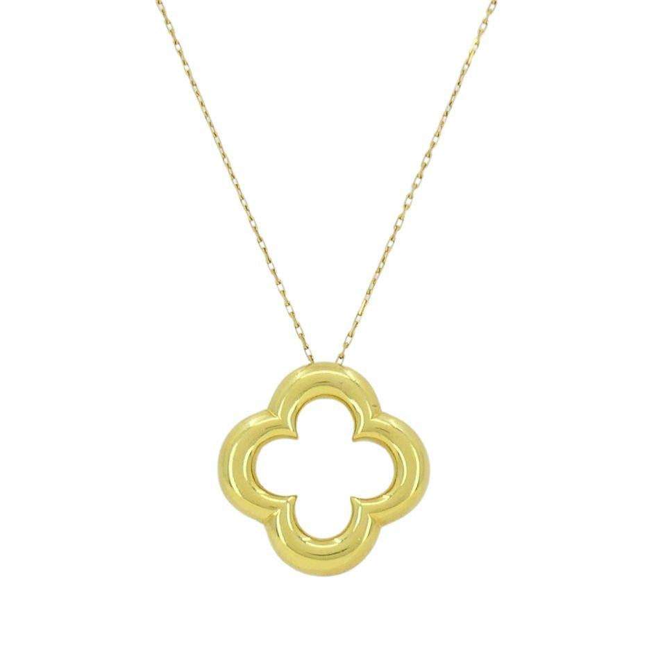 Van Cleef & Arpels Collier pendentif Alhambra en or 18 carats, 1998 Pour femmes en vente