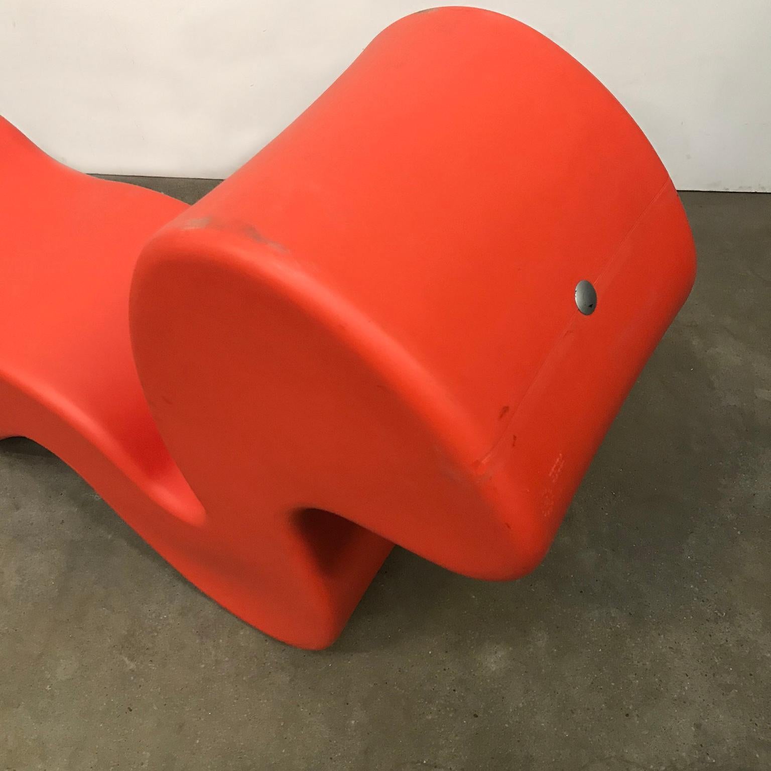 1998, Verner Panton, Orange Phantom-Stuhl oder Tisch 6