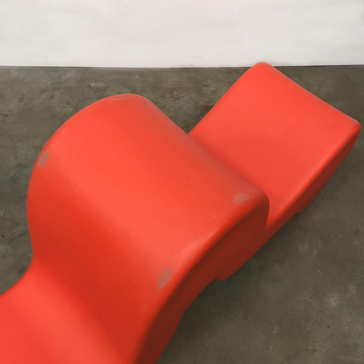 1998, Verner Panton, Orange Phantom-Stuhl oder Tisch 10