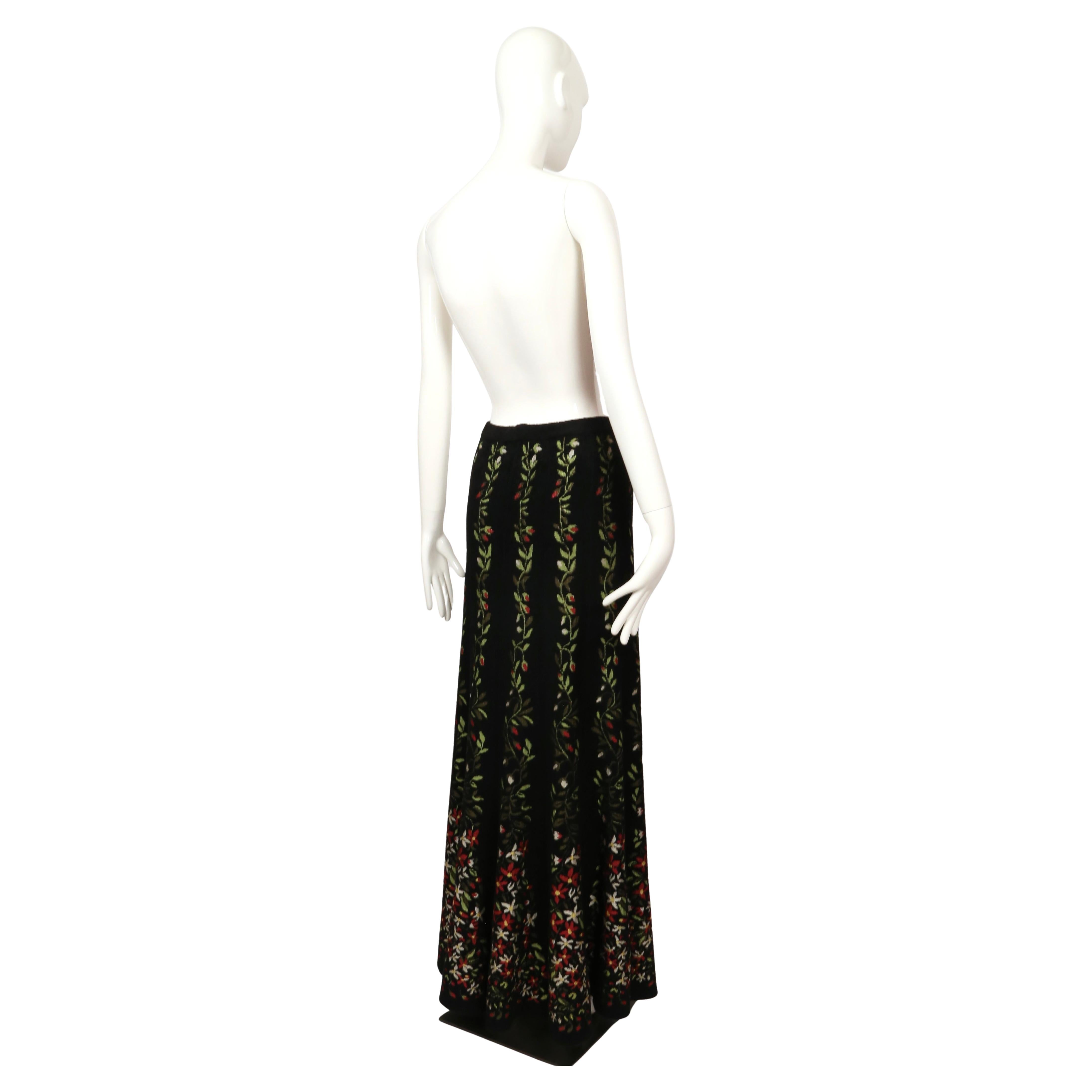 da uomo o donna 1999 AZZEDINE ALAIA maxi gonna in maglia intarsiata a fiori neri in vendita