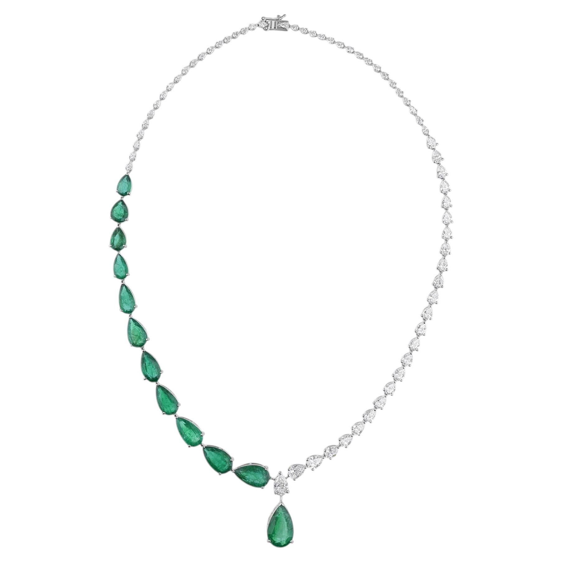 19.99 Carat Zambian Emerald 8.17 Carat SI/H Diamond Necklace 14 Karat White Gold