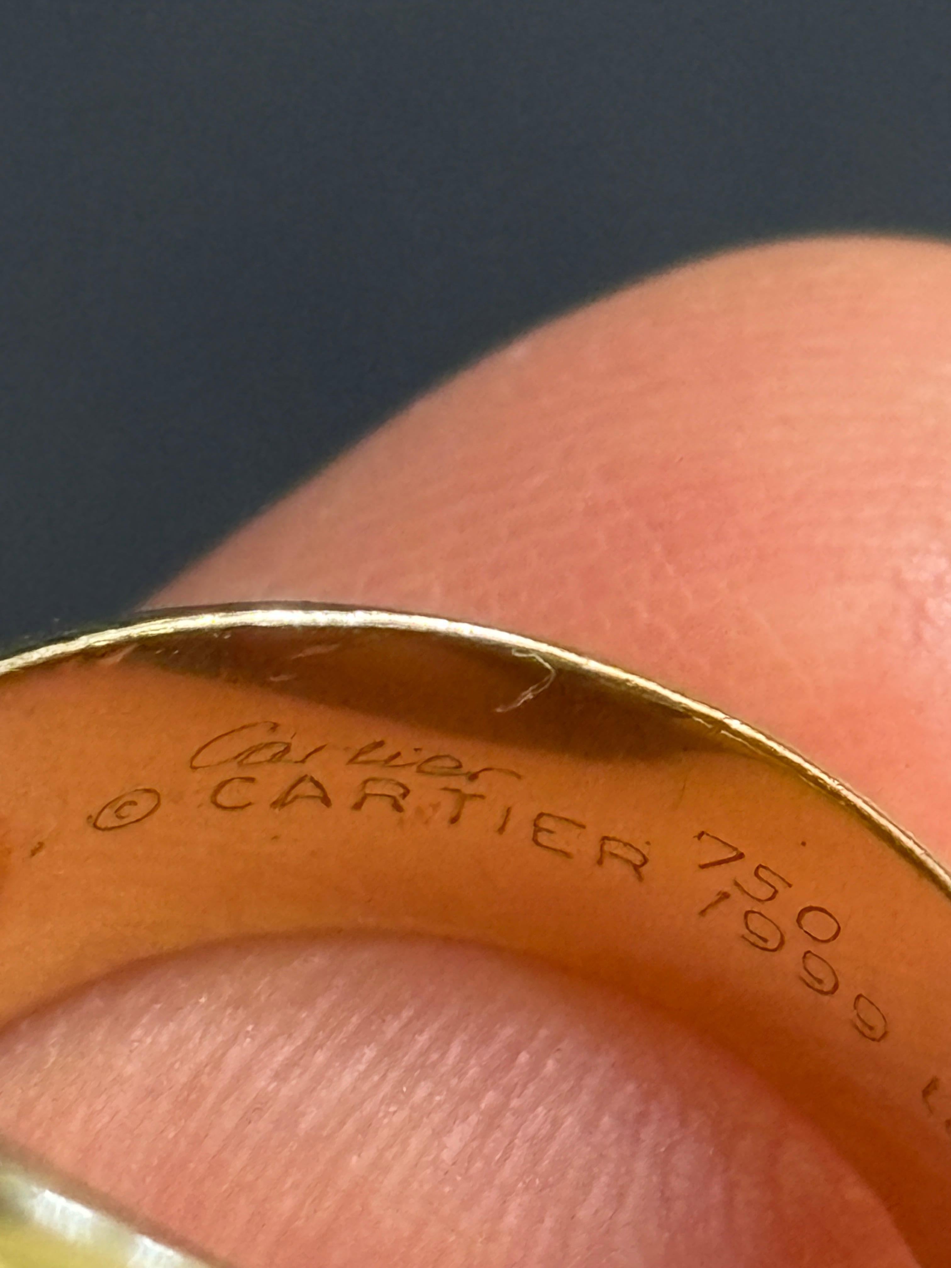 1999 Anello Cartier in oro 18 ct. e diamanti bianchi e colorati in vendita 2