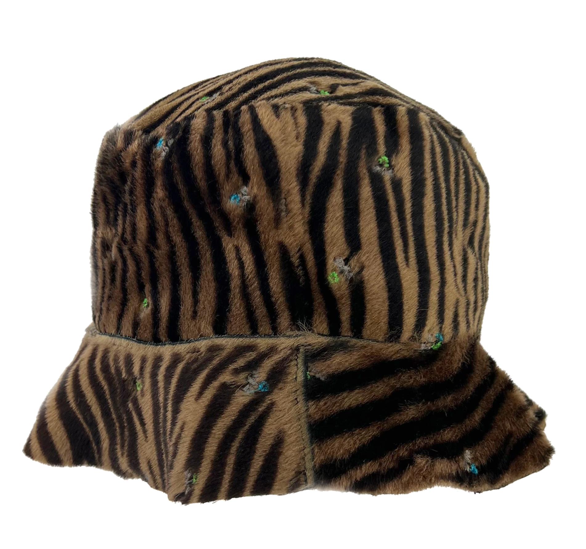 Black F/W 1999 Gianni Versace by Donatella Floral Embroidery Pony Hair Bucket Hat For Sale