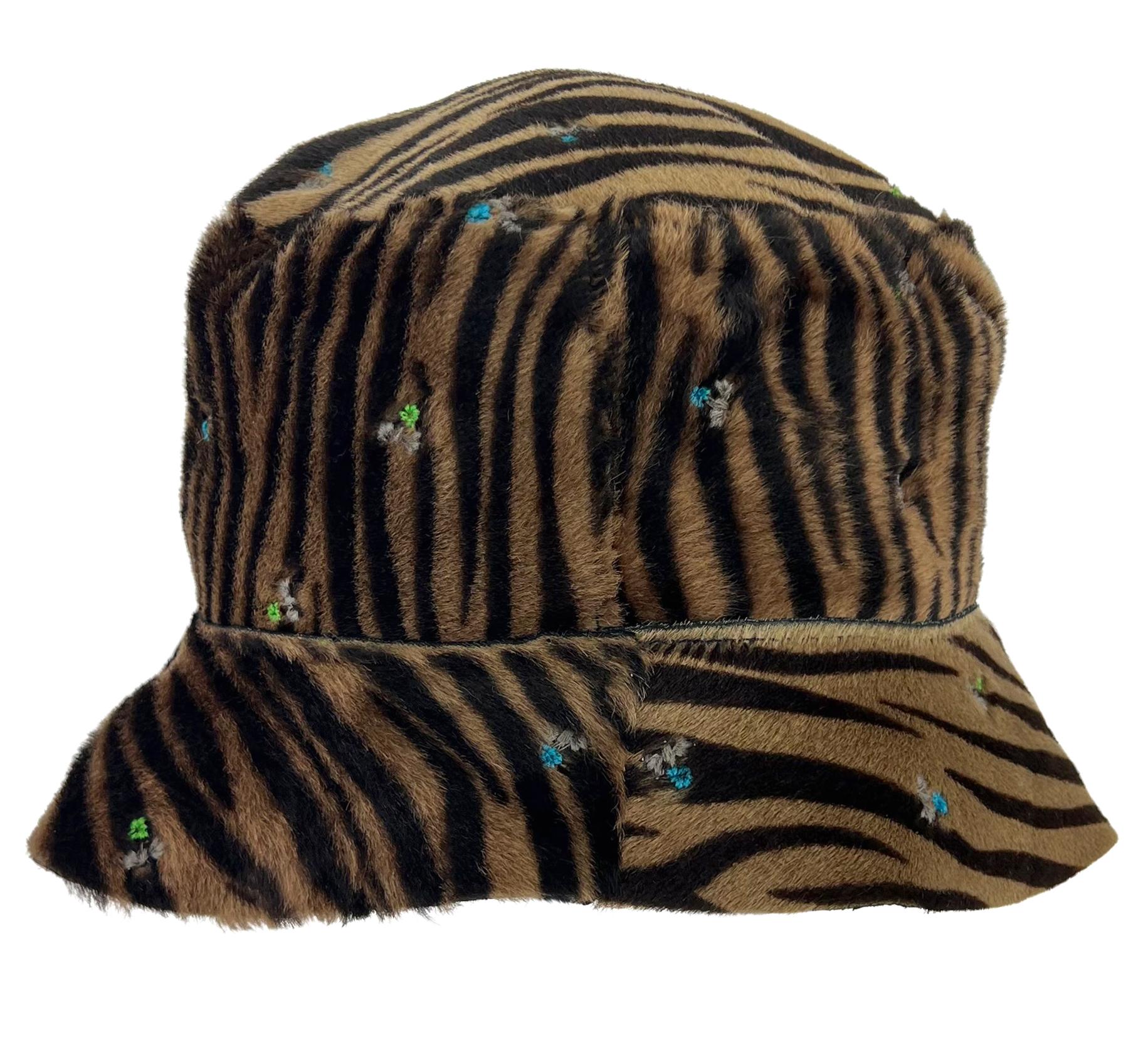 Women's F/W 1999 Gianni Versace by Donatella Floral Embroidery Pony Hair Bucket Hat For Sale