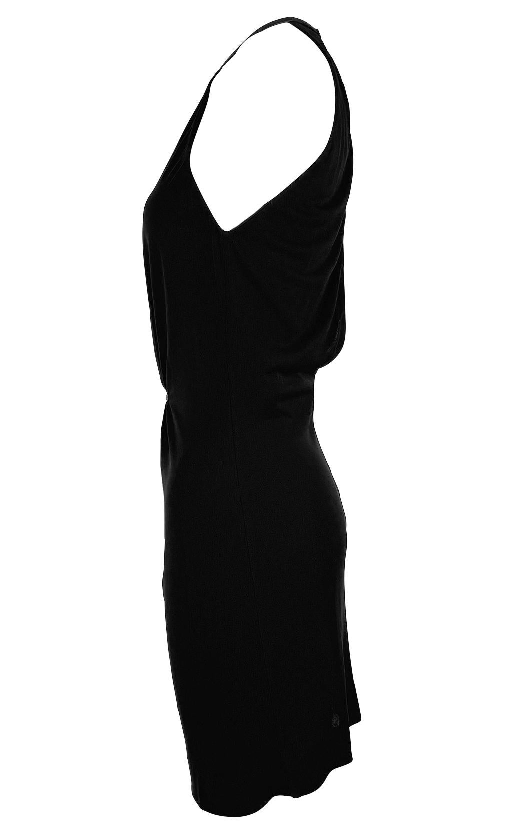 1999 Gucci by Tom Ford Minivestido sin espalda de viscosa con ribetes de cuero negro y escote profundo en venta 2