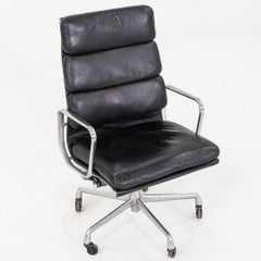 1999 Chaise de bureau de direction Eames Soft Pad d'Herman Miller en cuir noir