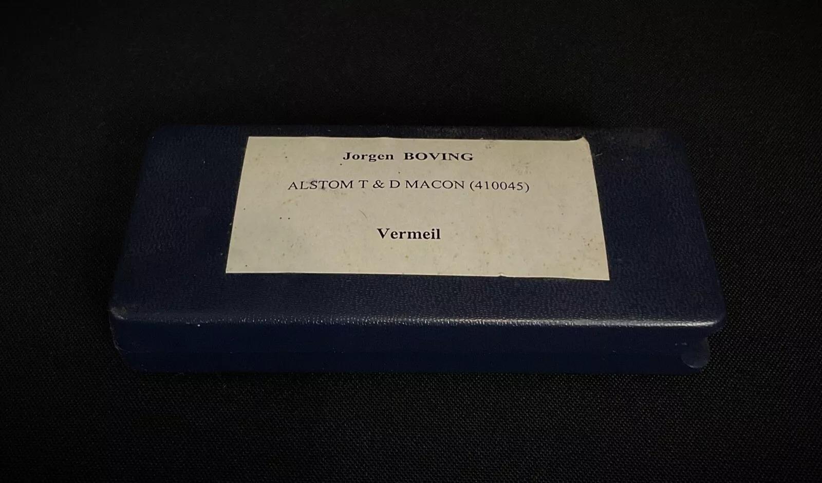 Medalla del Ministerio de Trabajo de 1999 para J. Boving en caja original - 2Y348 en Bueno estado para la venta en Bordeaux, FR