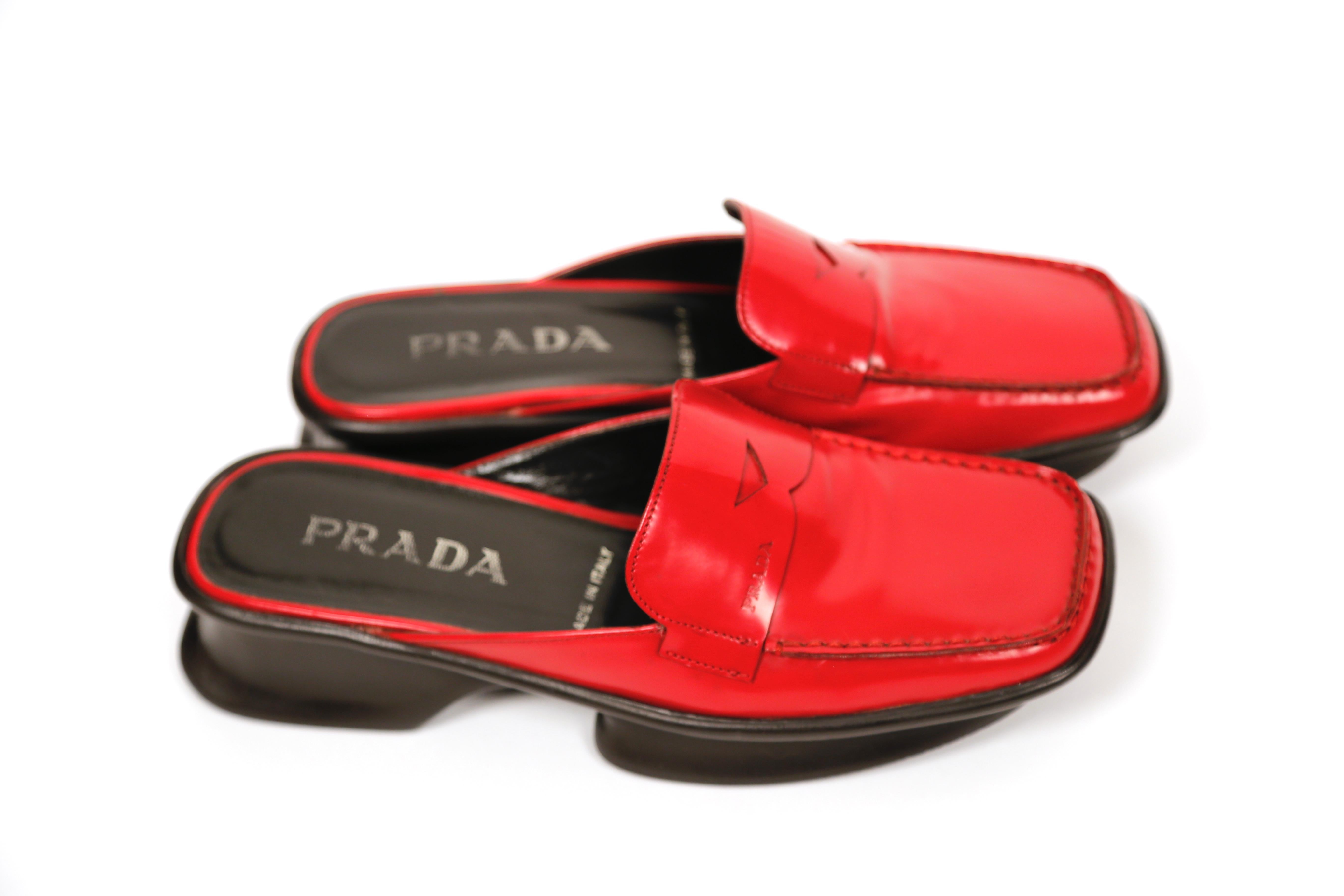 Red 1999 PRADA red polished leather platform loafers - 36.5