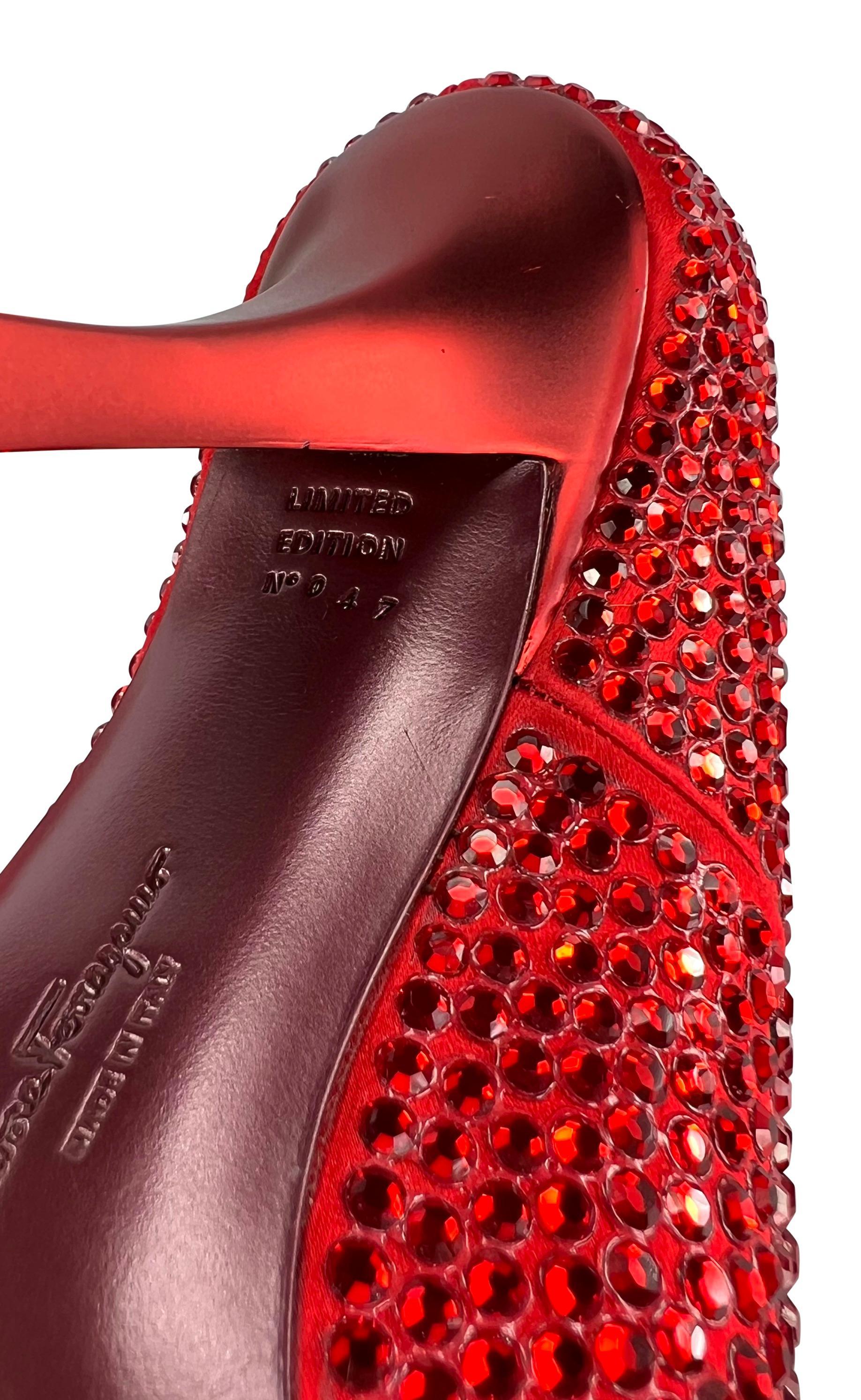 1999 Salvatore Ferragamo Limited Edition Marilyn Monroe Red Swarovski Heels 6B For Sale 2