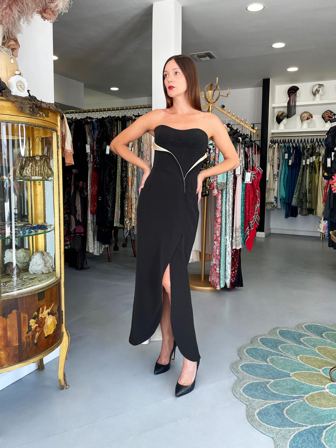 1999 Thierry Mugler Black & Ivory Strapless Bustier Hourglass High-Slit Gown For Sale 9