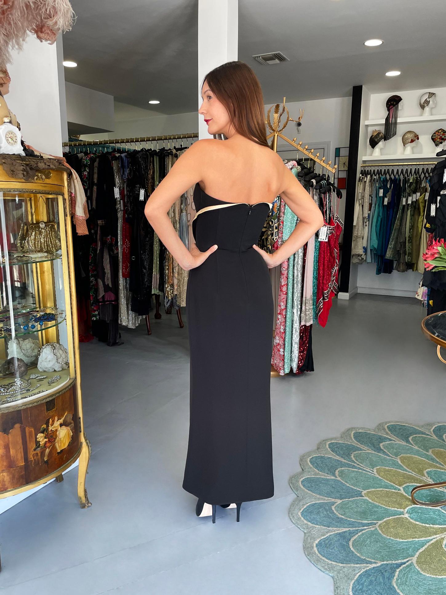 1999 Thierry Mugler Black & Ivory Strapless Bustier Hourglass High-Slit Gown For Sale 10