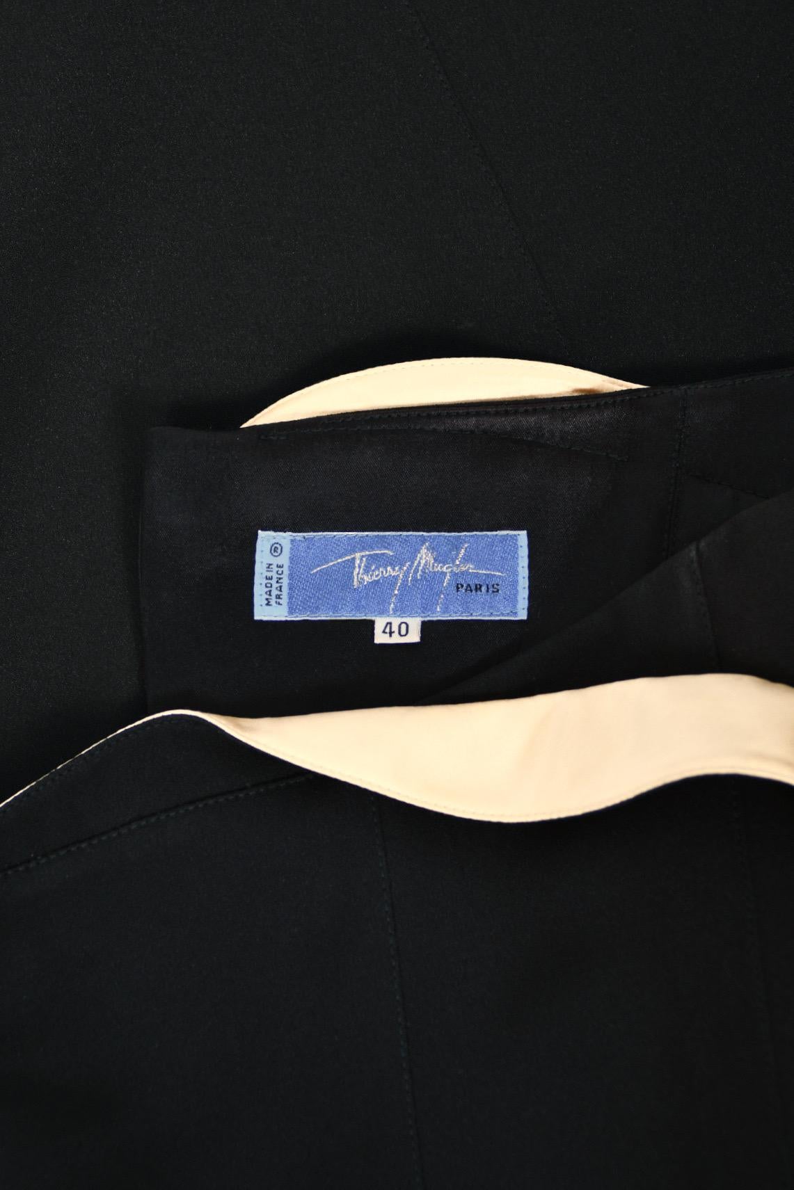 1999 Thierry Mugler Black & Ivory Strapless Bustier Hourglass High-Slit Gown For Sale 11