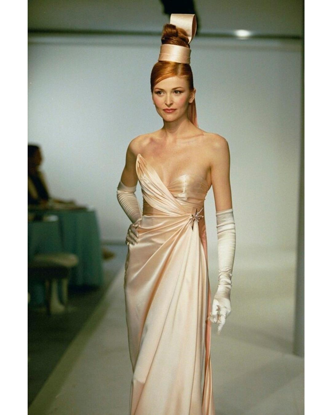 1999 Thierry Mugler Runway Documented Pale Pink Satin Gown For Sale 3