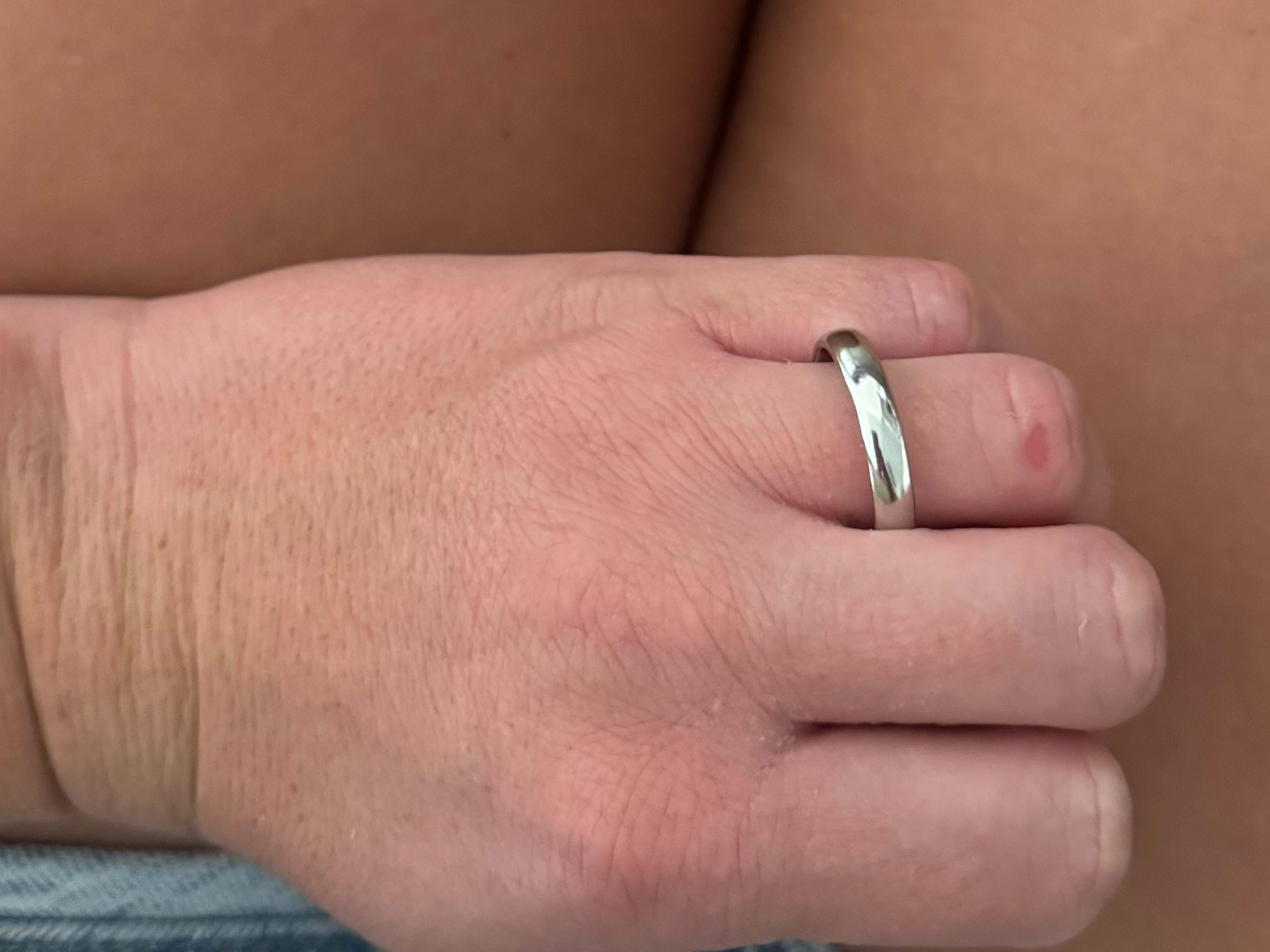 Women's or Men's 1999 Tiffany & Co. Forever Wedding Band Ring Platinum 4.5 mm, size 11.25 For Sale