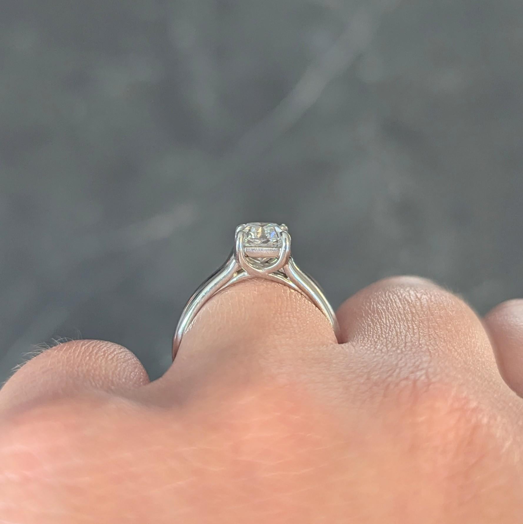 1999 Tiffany & Co. Lucida 1.12 CTW Diamond Platinum Vintage Engagement Ring For Sale 10