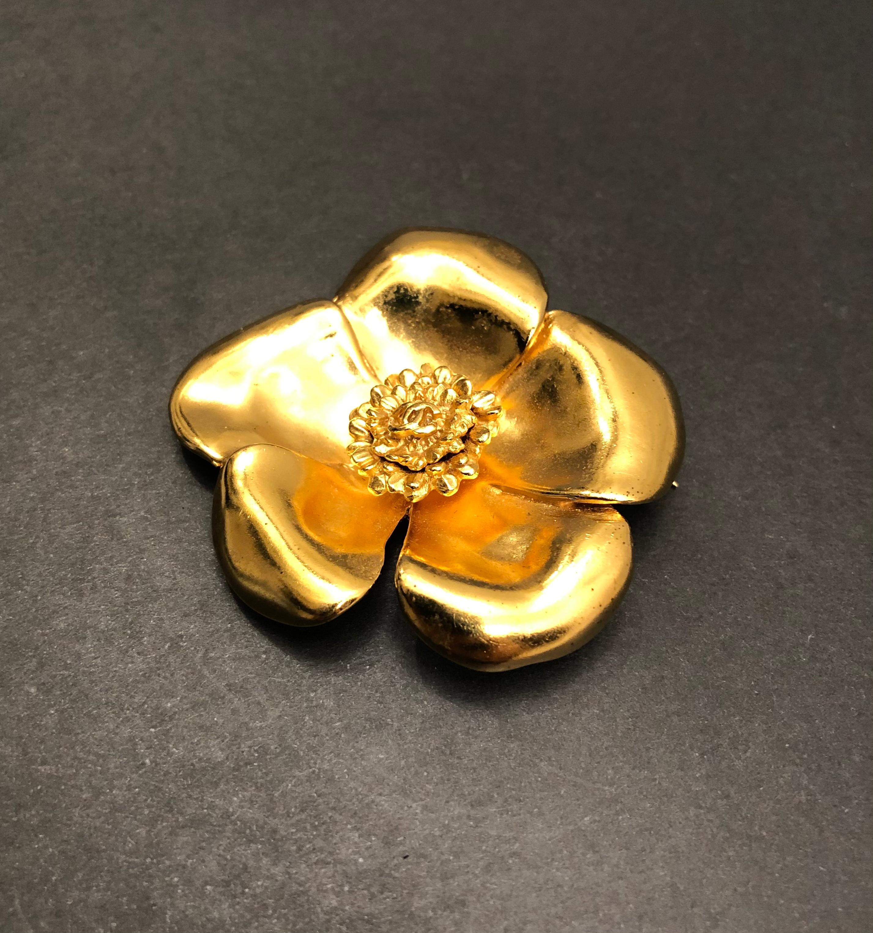 1999 Vintage CHANEL Gold Toned Camellia Brooch For Sale 1