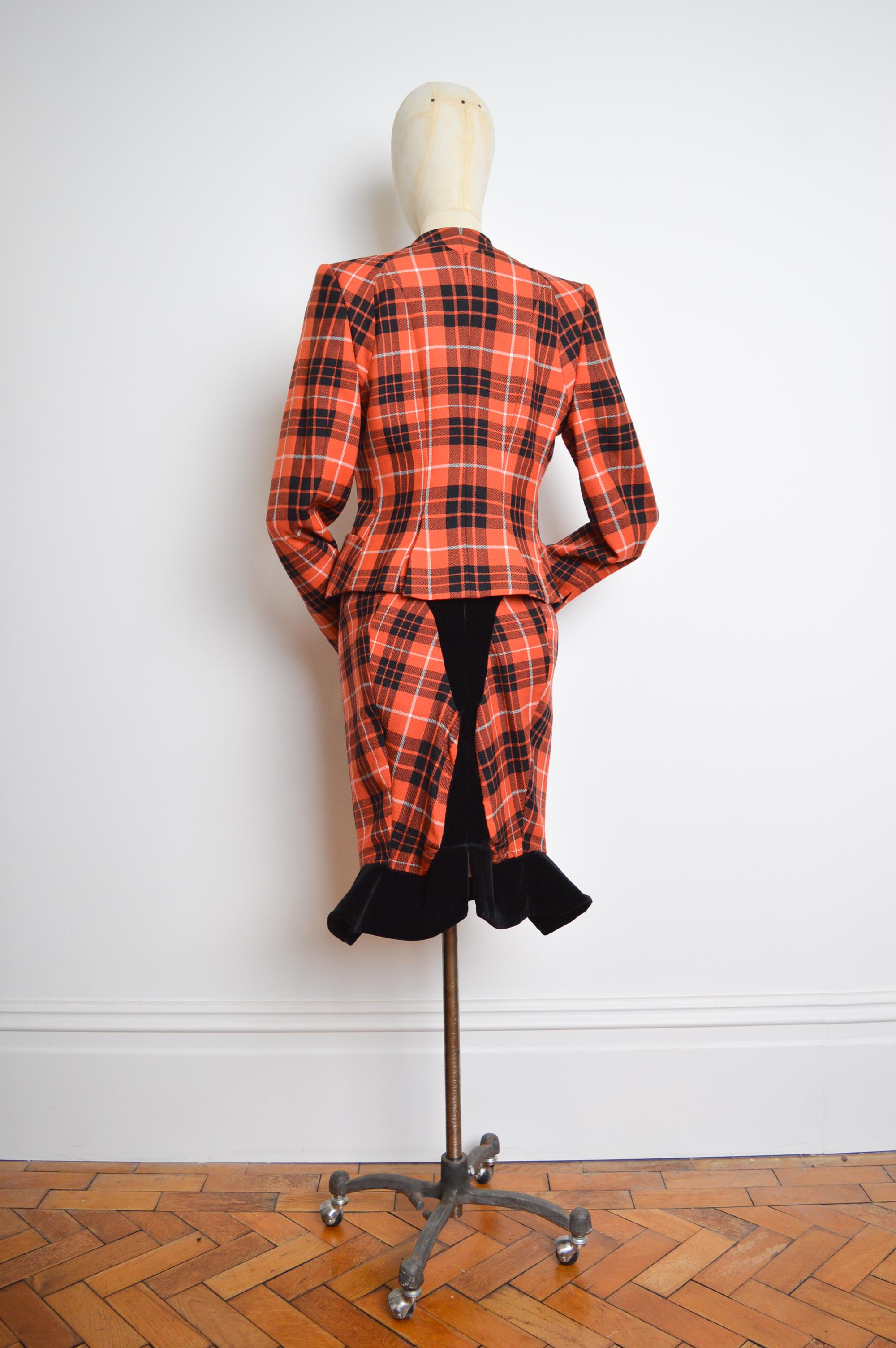 1999 Vivienne Westwood Couture Runway Wool Tartan Jacket & Skirt Suit For Sale 2
