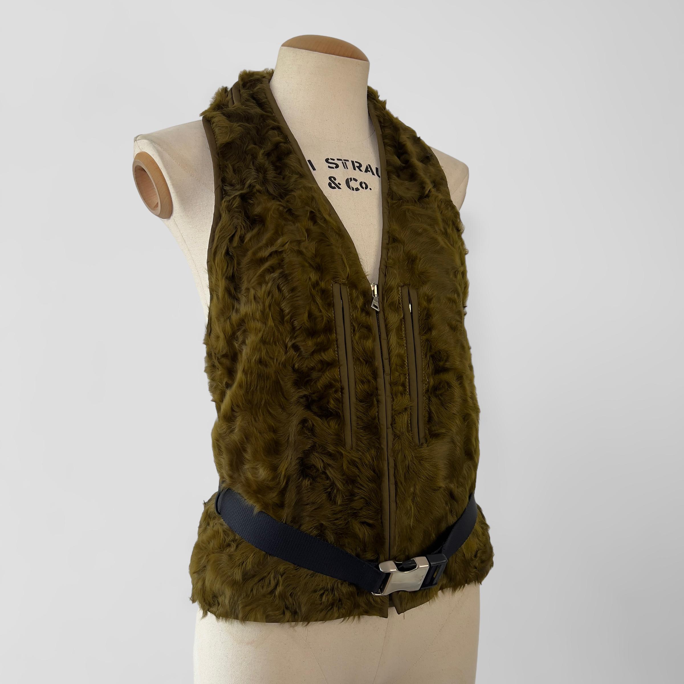 1999FW Prada fur runway vest  For Sale 3