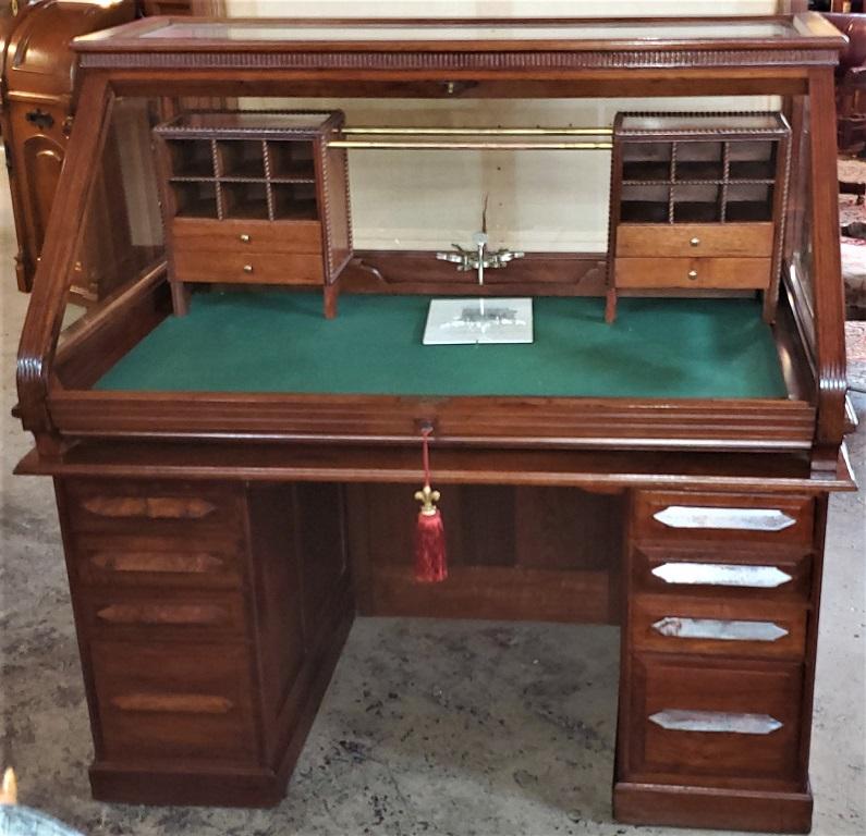 19th Century American Cutler & Sons Model 1 Roll Top Desk For Sale 9