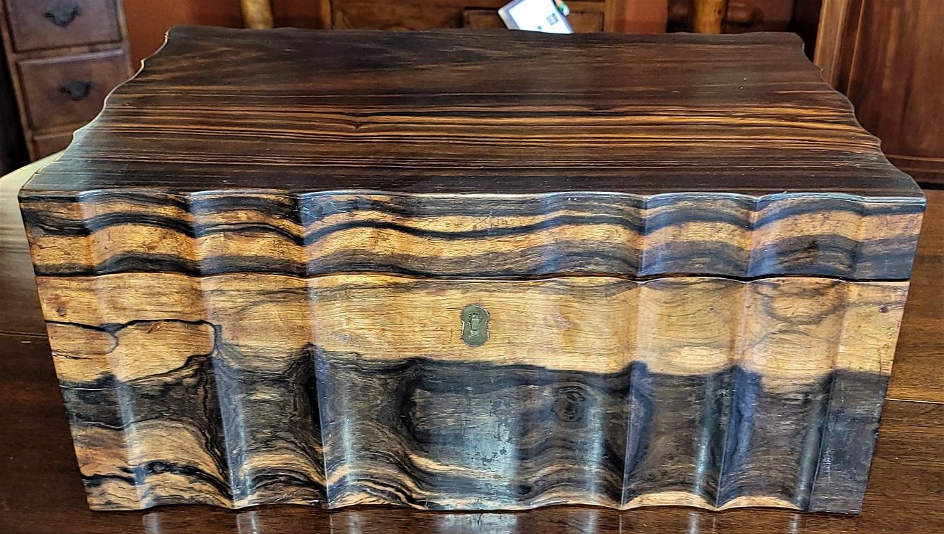 Scatola da cucito anglo-cilonese del XIX secolo di qualità museale in vendita 7