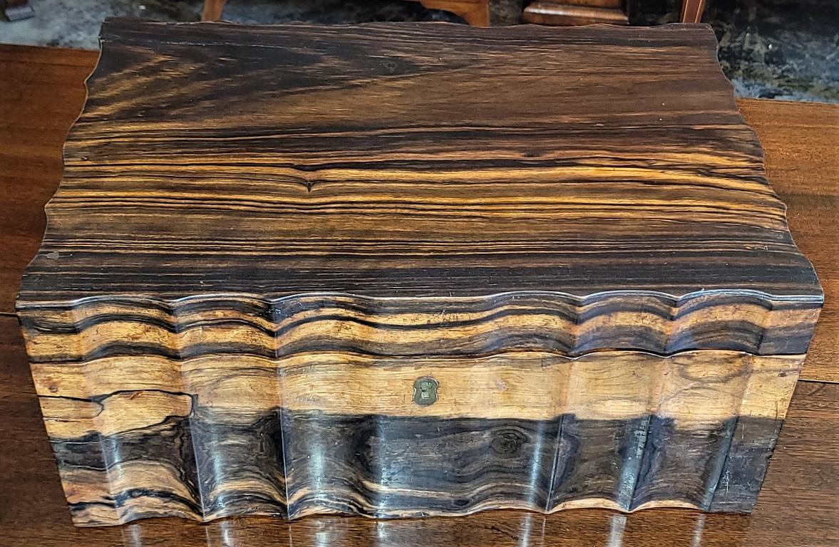 Scatola da cucito anglo-cilonese del XIX secolo di qualità museale in vendita 8