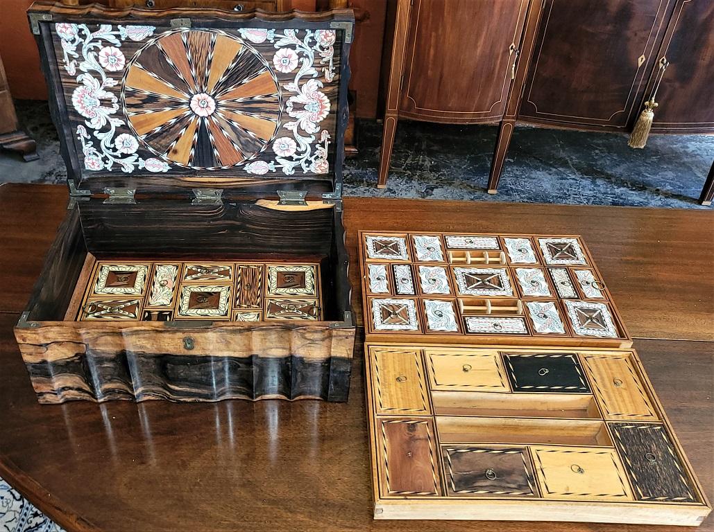 Intarsio Scatola da cucito anglo-cilonese del XIX secolo di qualità museale in vendita