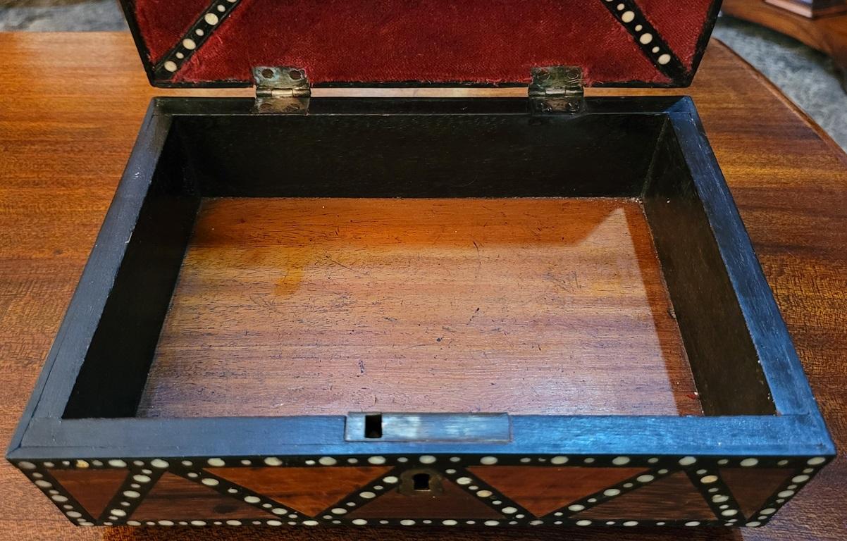 19C Anglo Ceylonese Specimen Wood Trinket Box For Sale 2