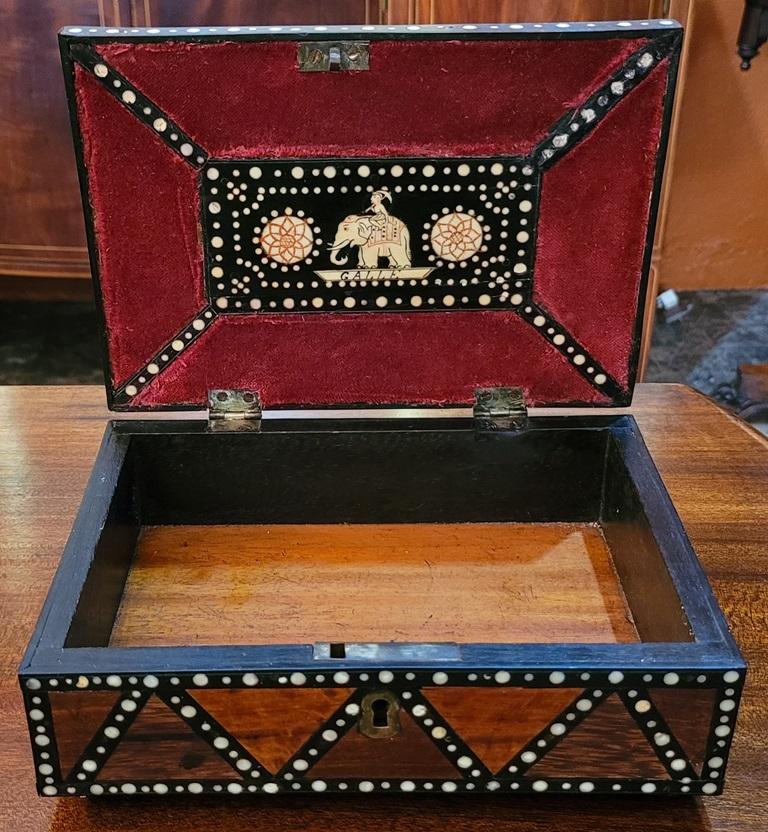 Bone 19C Anglo Ceylonese Specimen Wood Trinket Box For Sale
