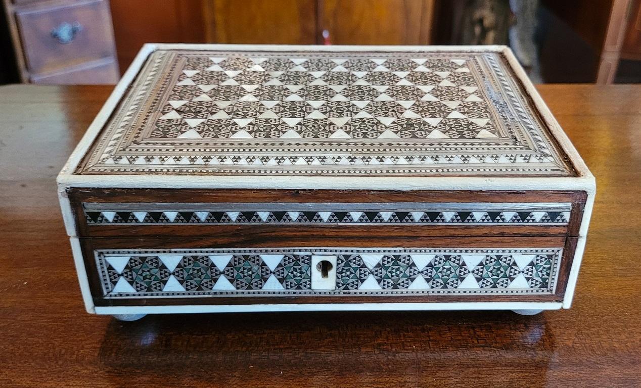 19C Anglo Indian Bombay MOP Sadeli Mosaic Trinket Box For Sale 3