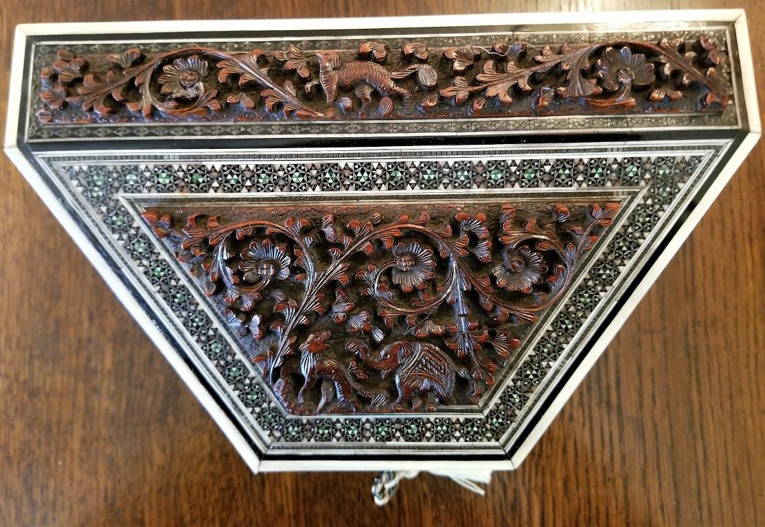 19th Century Anglo-Indian Carved Padouk and Sadeli Stationary Box 8