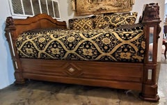 19th Century Belgian Golden Oak Daybed