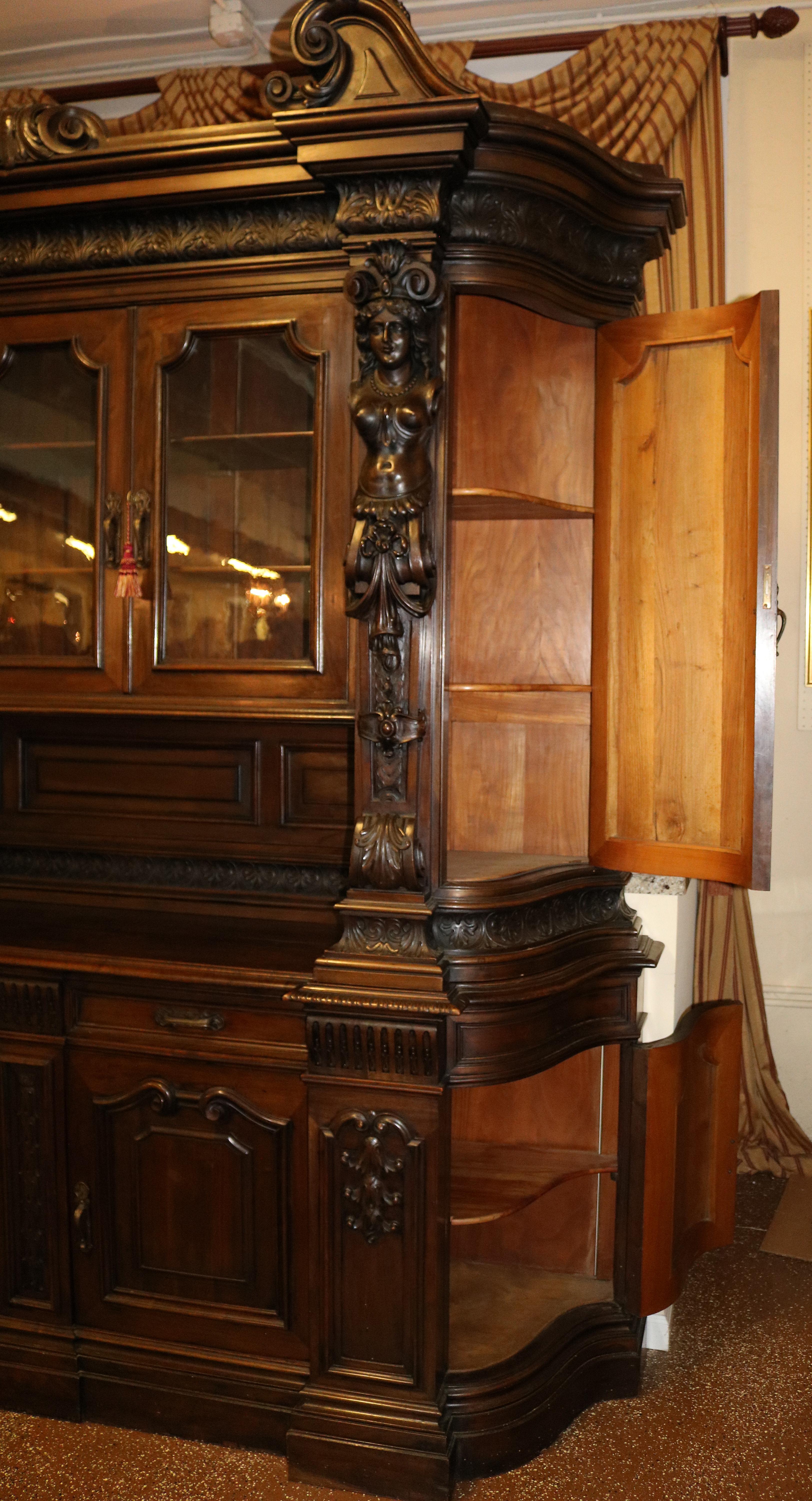 19C Century Italian Walnut Figural Renaissance Revival Buffet Sideboard Cabinet 8