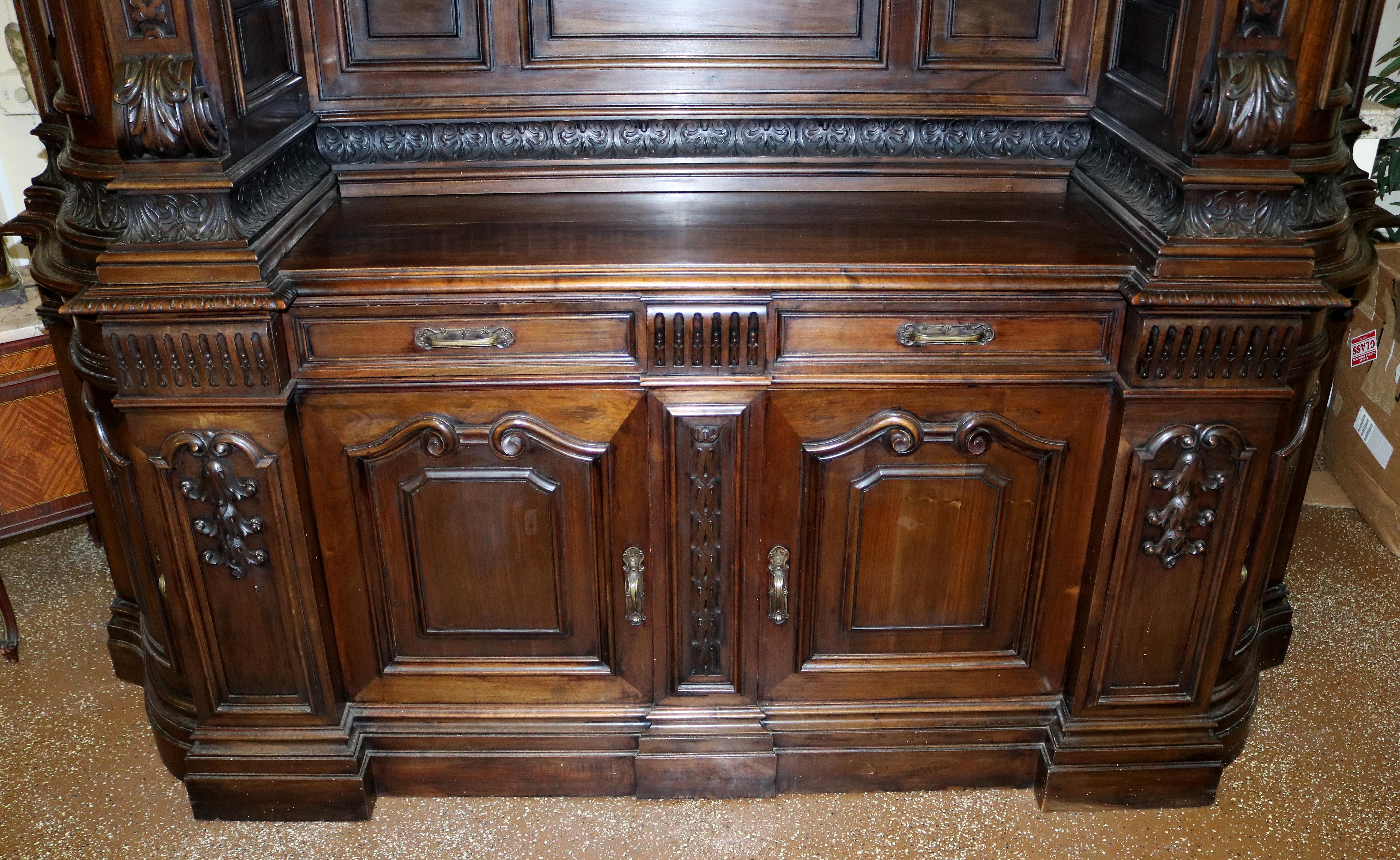 19C Century Italian Walnut Figural Renaissance Revival Buffet Sideboard Cabinet 11