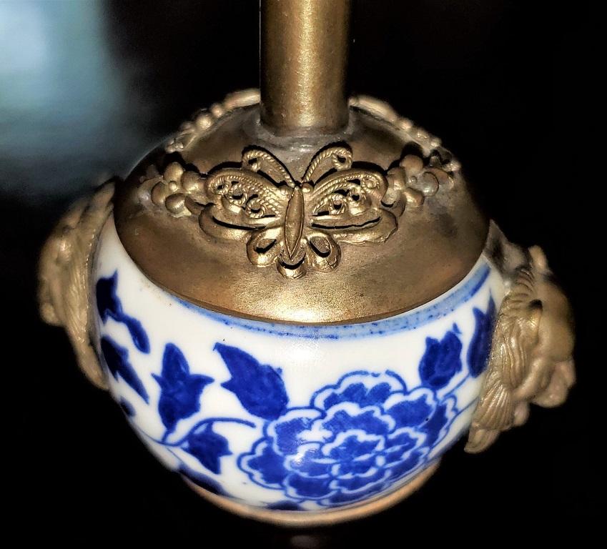 19th Century Chinese Tibetan Pewter Porcelain Snuff Bottle 5