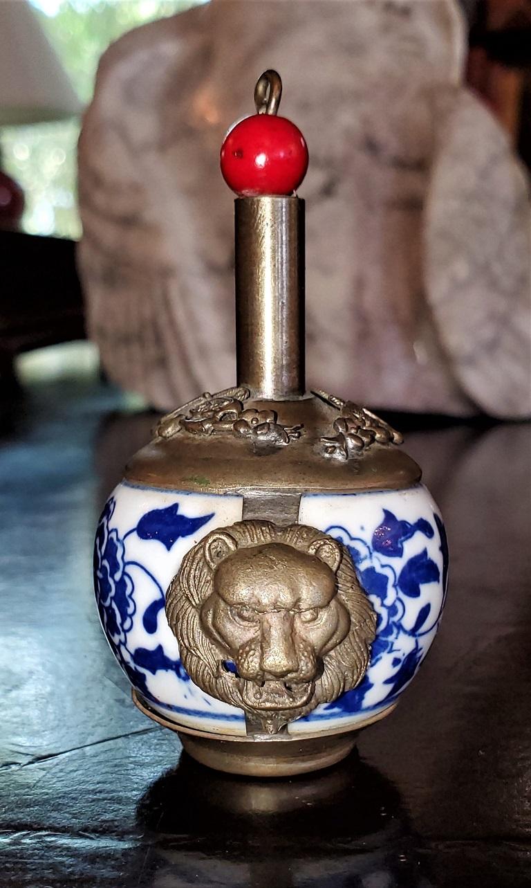 19th Century Chinese Tibetan Pewter Porcelain Snuff Bottle 6