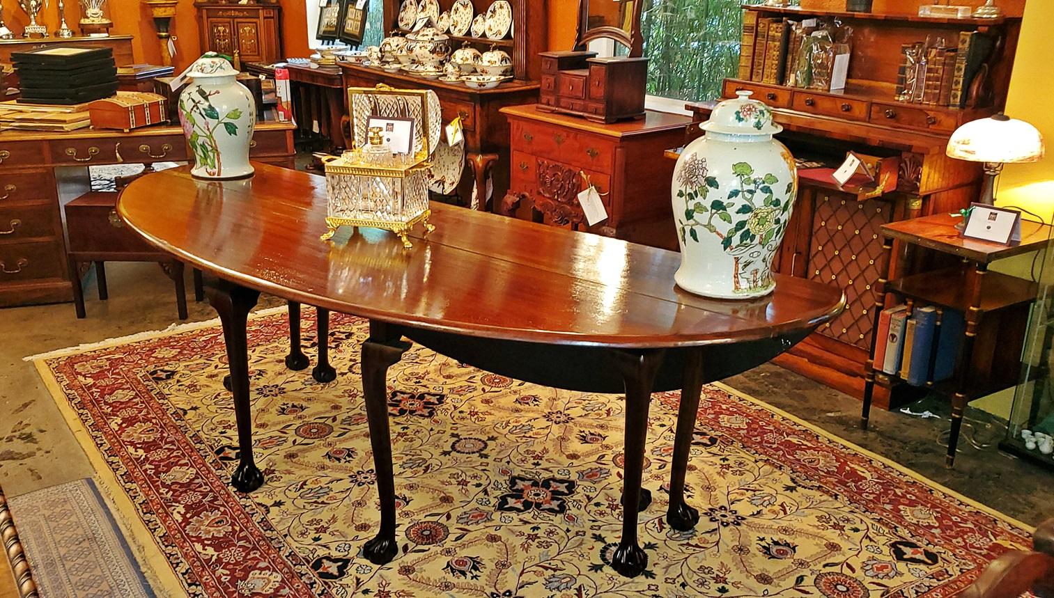 19C Country Squires Mahogany Hunt Table 4