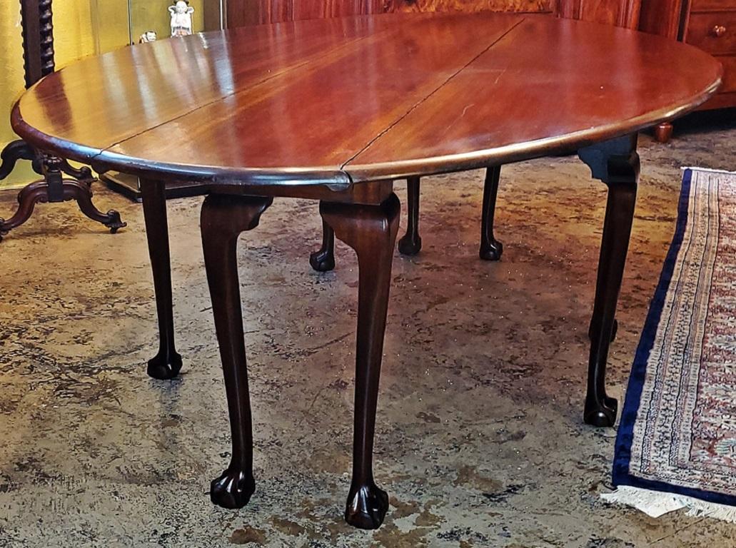 Hand-Crafted 19C Country Squires Mahogany Hunt Table