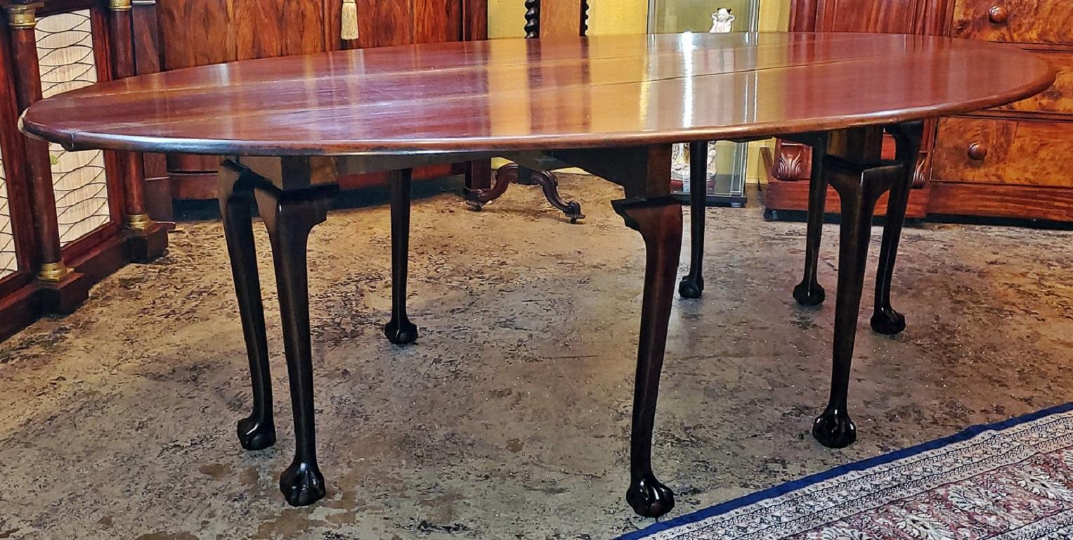 19C Country Squires Mahogany Hunt Table (19. Jahrhundert)