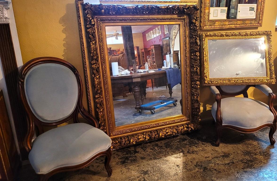 19th Century English Baroque Gilt Floral Wall Mirror For Sale 5