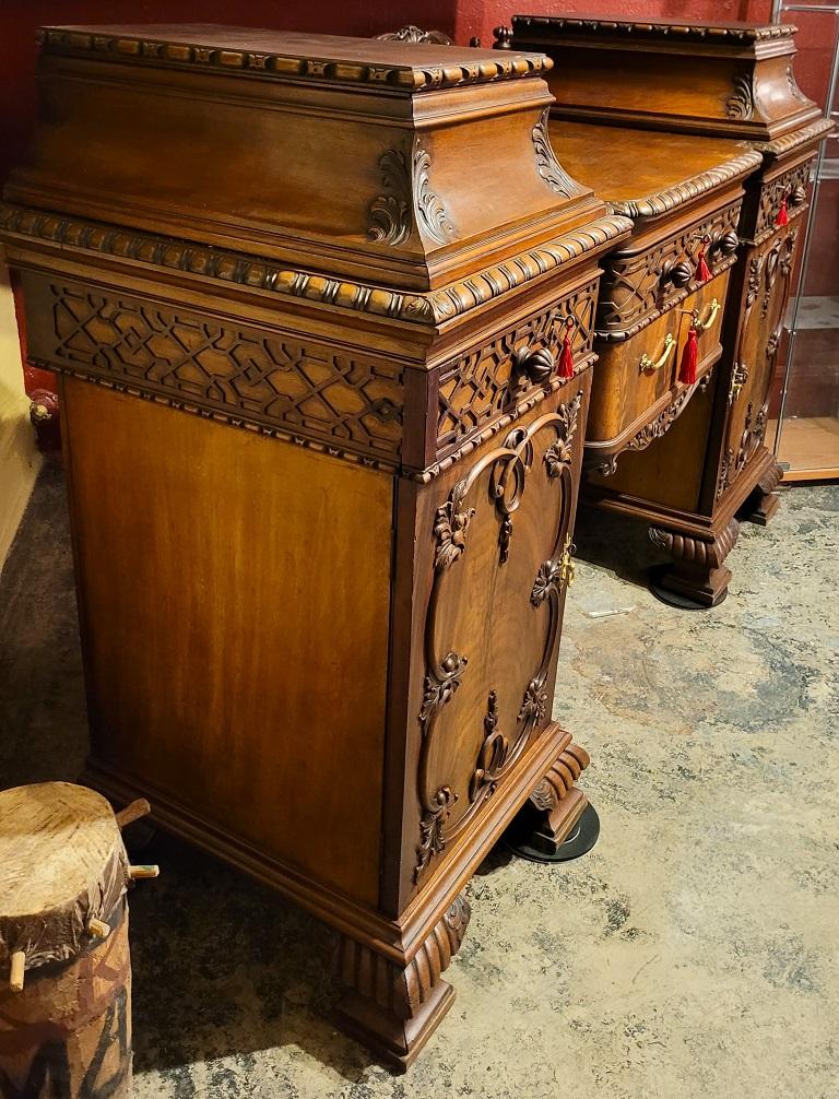 19C English Chinese Chippendale Mahogany Buffet or Sideboard For Sale 10