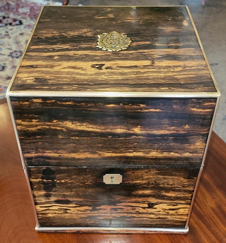 19C Irish Coromandel Wood Campaign Decanter Box For Sale 6
