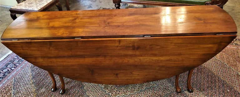19th Century Irish Elm Wake Table, Outstanding In Good Condition In Dallas, TX