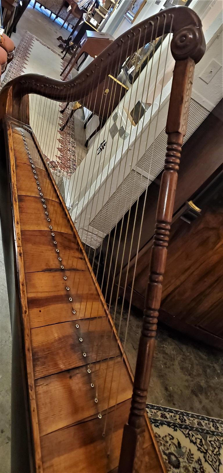 19th Century Jalisco Mexican Harp In Good Condition In Dallas, TX
