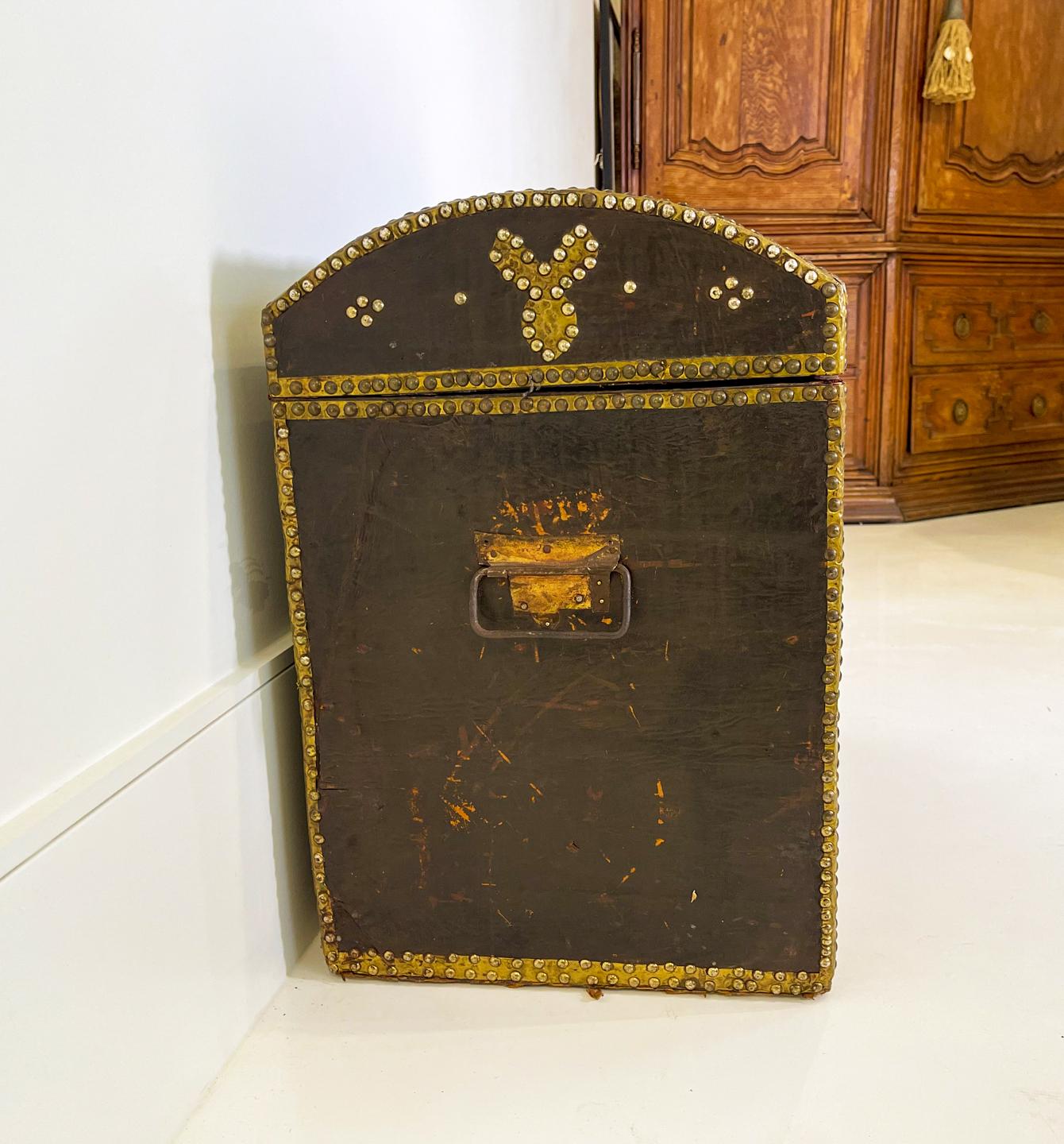 Leather Coffre or Chest with Nail heads, 19th Century 2